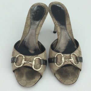 Gucci Signature Heeled Open Backed Shoes